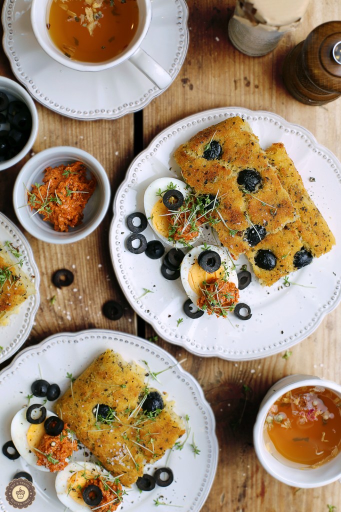 Easter-breakfast---gluten-free-focaccia-with-eggs
